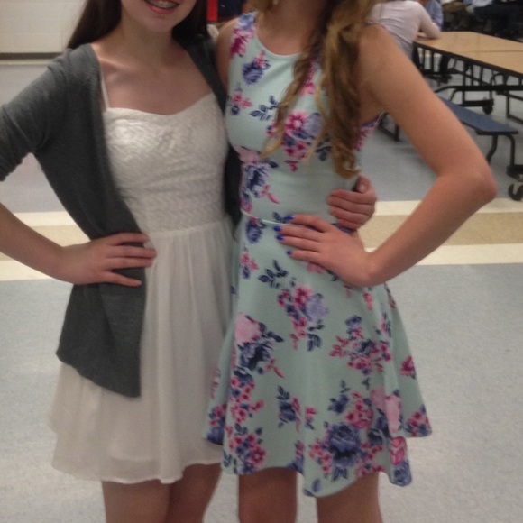 Floral Dress - Picture 4 of 4